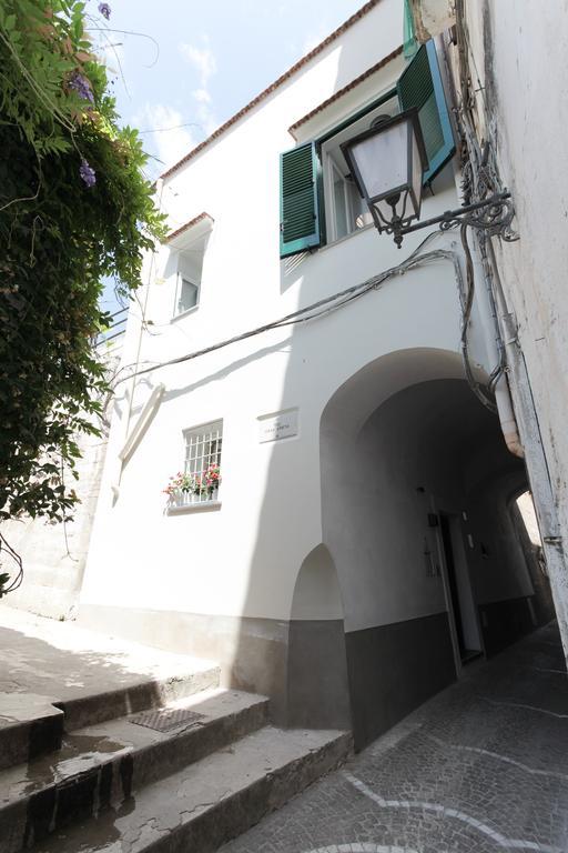Desy'S House Minori Exterior foto